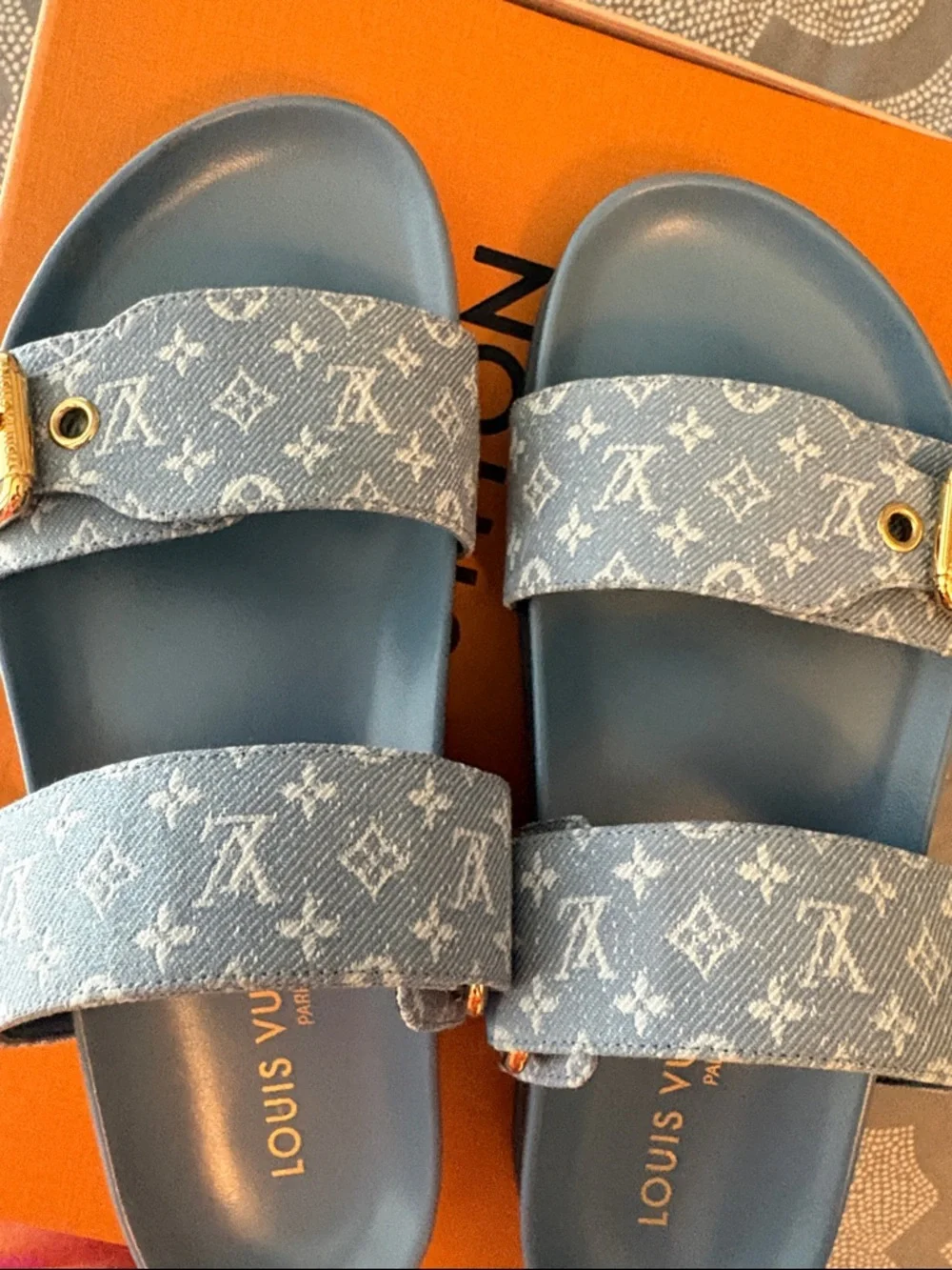 Louis Vuitton Light Blue Monogram Denim Double-Strap Slides
Can ship next day - Picture 12 of 13